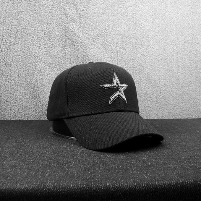 El panel del proveedor 6 de China de la gorra de béisbol de las lanas bordó negro de los sombreros de béisbol
