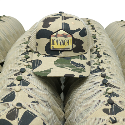Gorra de encargo camufla el logotipo de encargo de los sombreros tácticos del camionero de Mesh Trucker Cap Curved Brim