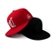 Color azul rojo negro del soplo 3d del bordado del borde de los sombreros planos de encargo del Snapback