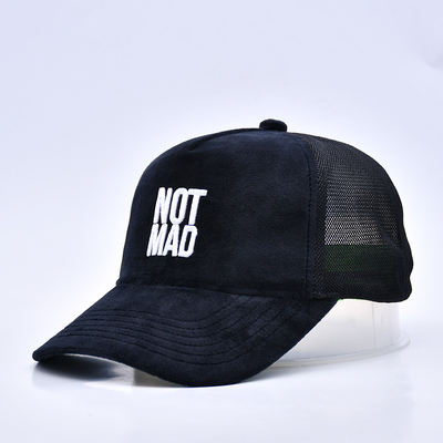 Sombrero de camión de sueda bordado de alto perfil Logotipo personalizado 5 Panel de malla Sombrero de camión