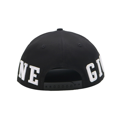 Sombrero plano negro del Snapback del visera de la alta durabilidad con el logotipo bordado