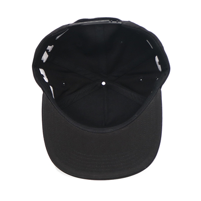Sombrero plano negro del Snapback del visera de la alta durabilidad con el logotipo bordado