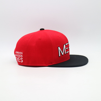 Casquillo rojo del Snapback del algodón del visera plano con el logotipo bordado