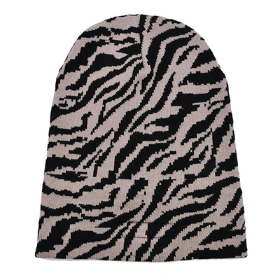 Gorro de punto de fábrica de 20 años bordado de tela común/patrón en blanco