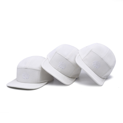 Sombrero de ala plana de 5 paneles con protección solar de moda y sombrero deportivo ajustable para el verano