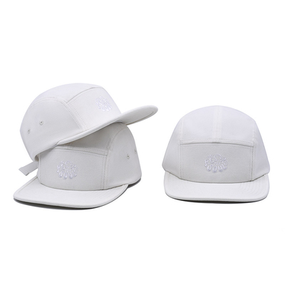 Sombrero de ala plana de 5 paneles con protección solar de moda y sombrero deportivo ajustable para el verano