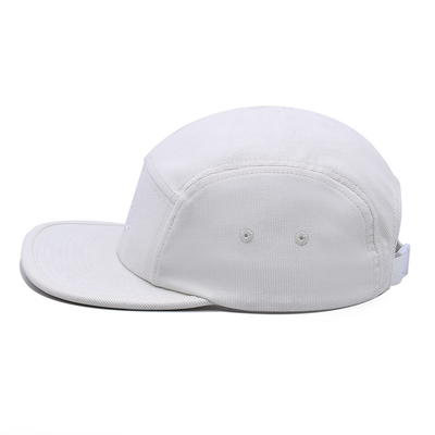 Sombrero de ala plana de 5 paneles con protección solar de moda y sombrero deportivo ajustable para el verano
