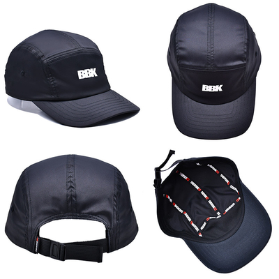 Contraste de costura de la gorra del camper con el perfil medio bajo de la altura de la corona