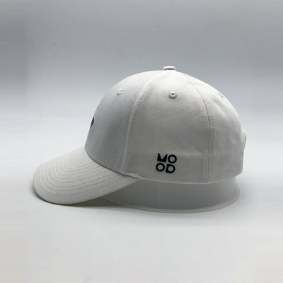 Sombrero de béisbol de algodón bordado con forma no estructurada y correa ajustable