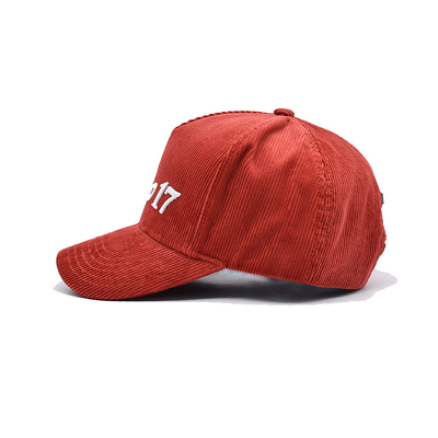 Capa de béisbol de 5 paneles con costuras reforzadas y visor curvo