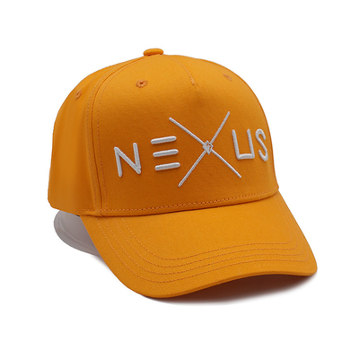 Capa de béisbol con perfiles de visor curvado de correa ajustable con costuras de color de tela coordinadas