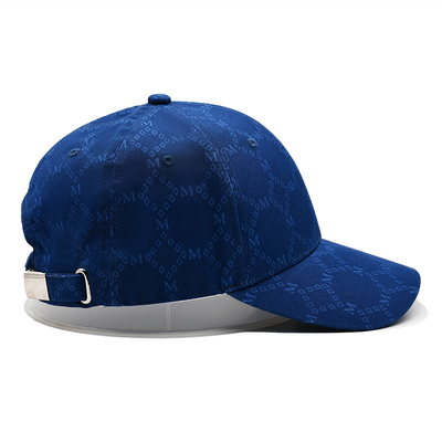 Capuchones de Jacquard personalizados con visor curvo y correa ajustable con ojos bordados que coinciden con el color de la tela