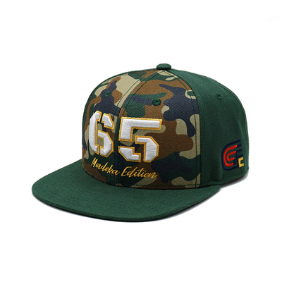 Sombreros Snapback de plástico transpirable con borde plano estructurado y logotipo bordado personalizado color camuflado