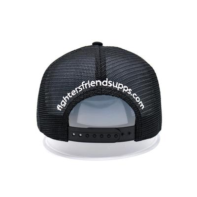 Capuchón de camionero bordado / Snapback Capuchón de camionero con snapback de plástico y logotipo personalizado