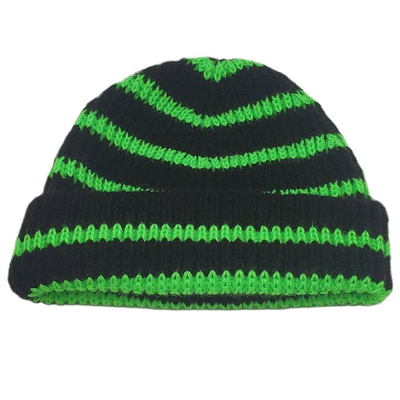 Niños sombrero corto de punto con rayas Sombreros de invierno para niños Chicas Sombreros con manguito caliente