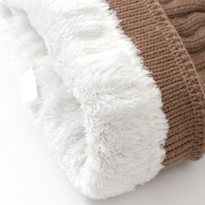 Sombrero con gorro bordado a medida Unisex Tricot Sombrero cálido de invierno para actividades al aire libre
