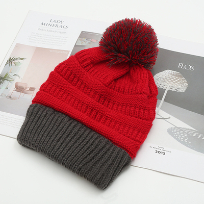 Sombrero de Invierno de Otoño que coincide con los gorros de punto Skully Moderno Caliente con Pompom Piel Pom Pom Pom Para Mujeres Gorro de moda de doble color
