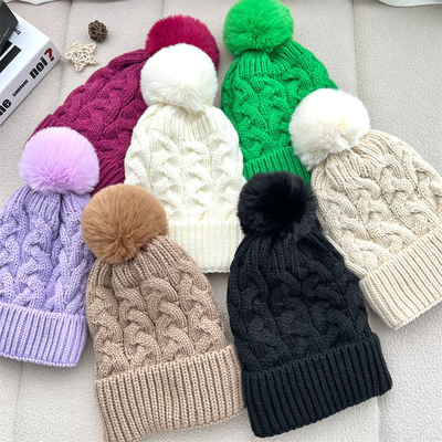 Impresión personalizada en todas partes Botas de invierno cálidas de pescador Botas de costilla de algodón de punto Pom Pom Hat