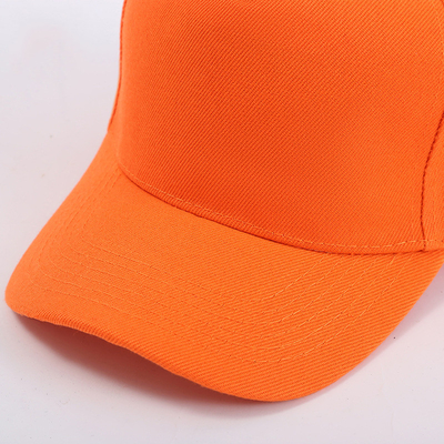 Cuidado del lavado de manos Capón de béisbol estructurado de 5 paneles con estilo de pico plano / curvo personalizable