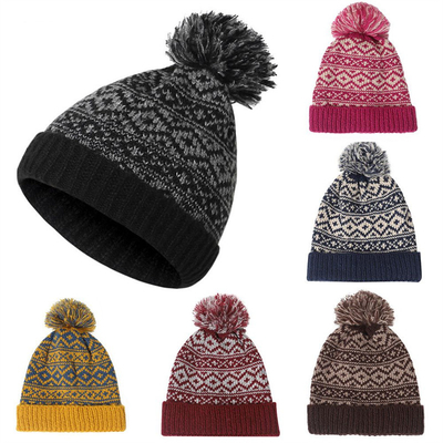 Marca de Invierno Peluda Femenina Pom Pom Caps Brinquedos de Niña Brinquedos de Niña Brinquedos de Mujeres Escuderos Brinquedos