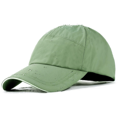 Sombreros de béisbol de color negro y blanco impermeable con correa ajustable