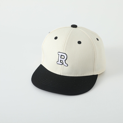Niños de alta calidad de algodón de borde plano sombrero deportivo letra bordada niño exterior gorra Snapback