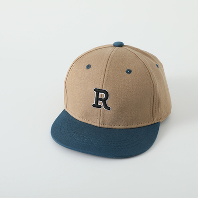 Niños de alta calidad de algodón de borde plano sombrero deportivo letra bordada niño exterior gorra Snapback