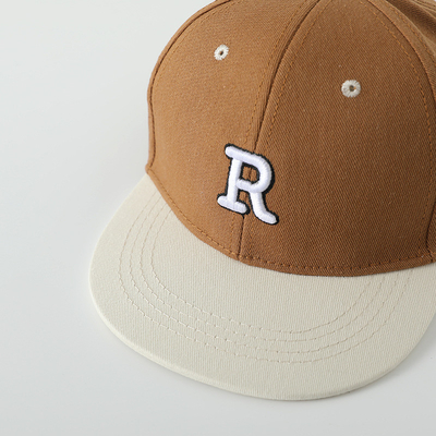 Niños de alta calidad de algodón de borde plano sombrero deportivo letra bordada niño exterior gorra Snapback