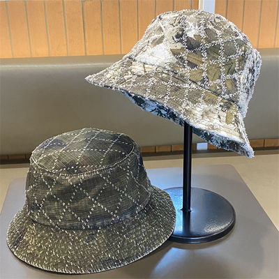 Nueva venta de primavera y otoño, sombrero de cubo personalizado con bordado de mezclilla deshilachada y parte superior plana, bordado a cuadros Suquin, sombrero de pescador con logotipo bordado