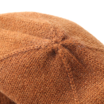 Fabricante de gorros profesionales nuevo diseño gorro de gorro personalizado gorros de invierno de algodón con esposas con logotipo