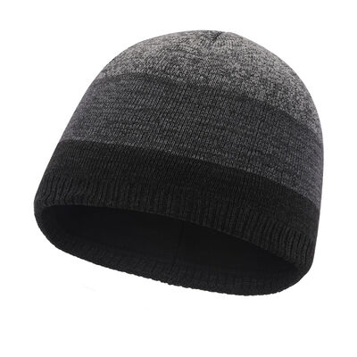 Unisex Beanie Universal tamaño Invierno cálido sombrero de punto para hombres Mujeres Logotipo personalizado Beanies mayorista