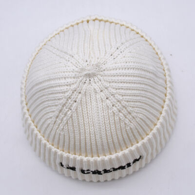 Sombreros con gorro OEM que ofrecen diseños empacables ligeros de circunferencia de sombrero para adultos convenientes para viajes y eventos de marketing