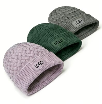 Colores personalizables Sombrero de gorro de punto unisex con sombrero para adultos Circunferencia para el calor del invierno