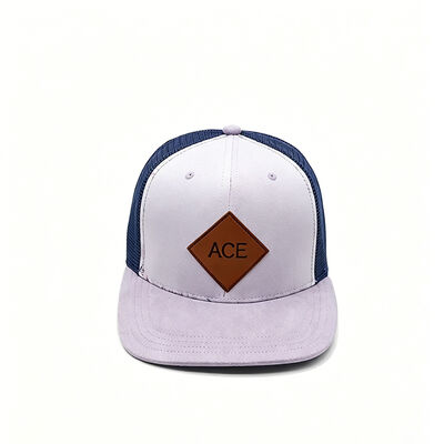 Gorra Trucker de 6 paneles con banda para el sudor de algodón, cierre trasero de plástico y forma construida para mayor comodidad y durabilidad.